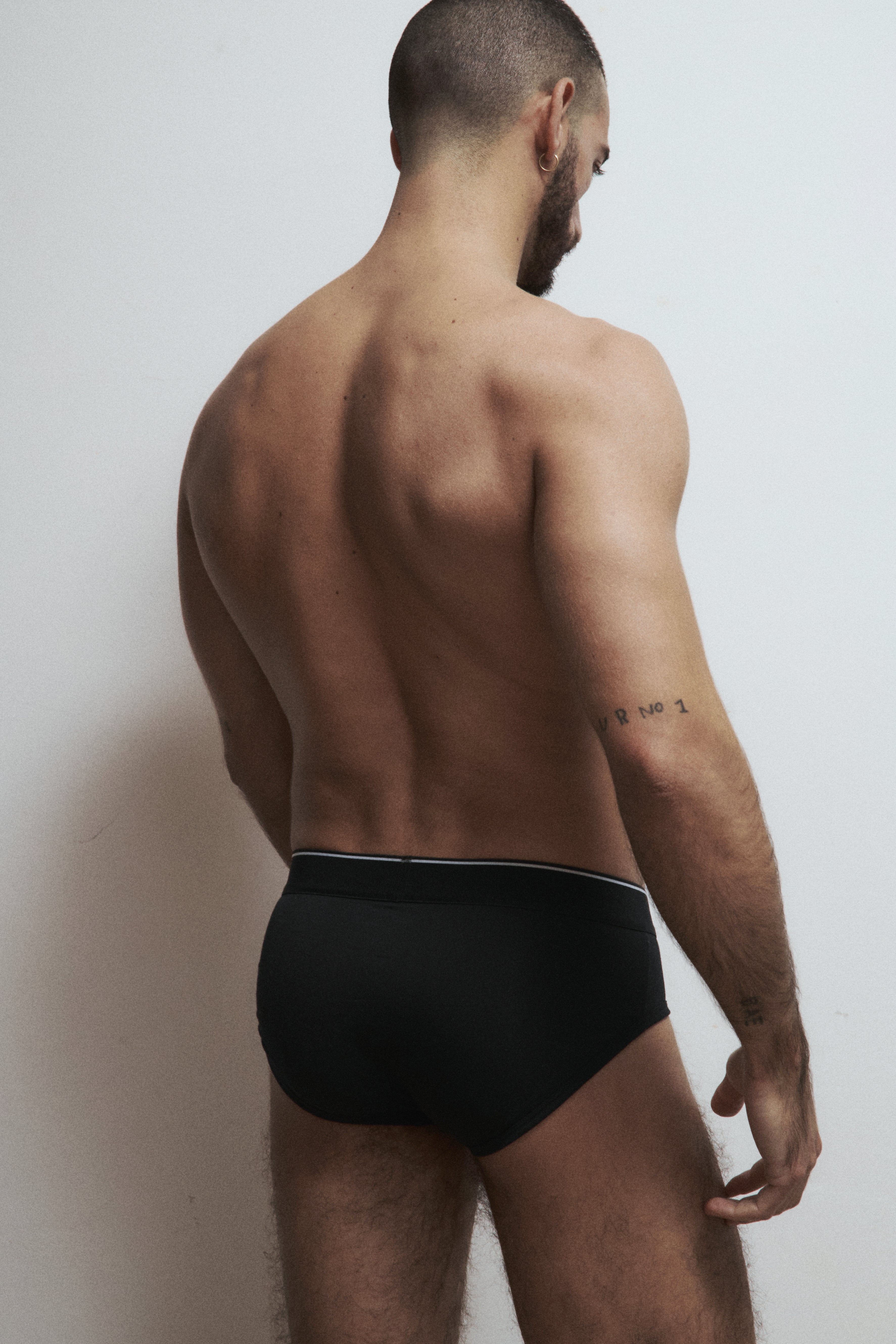 Brief